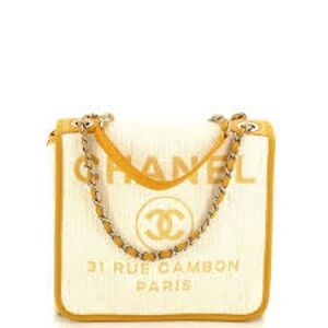 Authentic CHANEL Raffia Deauville Straw Tote